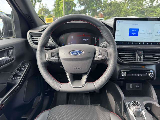 Certified 2025 Ford Escape ST-Line w/ Tech Pack #1 AWD/4WD image 23