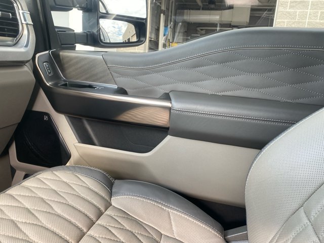 Certified 2026 Ford F350 Platinum w/ Platinum Plus Package AWD/4WD image 16