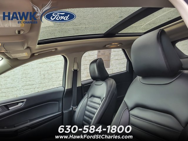 Certified 2022 Ford Edge SEL w/ Convenience Package AWD/4WD image 9