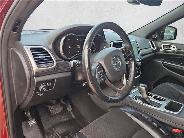 Used 2019 Jeep Grand Cherokee Altitude RWD image 9