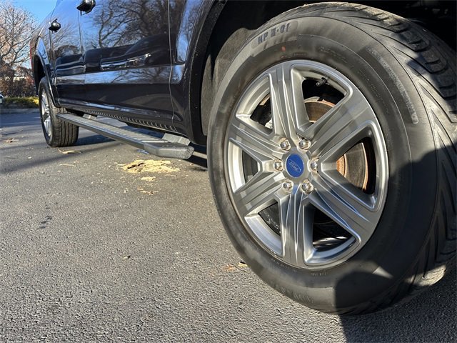 Certified 2019 Ford F150 XLT w/ Equipment Group 302A Luxury image 12