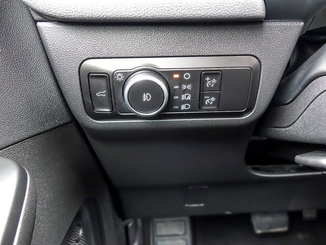 Certified 2025 Ford Escape Platinum AWD/4WD image 24