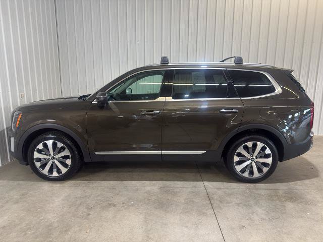 Used 2022 Kia Telluride S FWD image 7