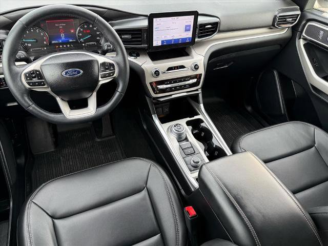 Certified 2023 Ford Explorer XLT w/ Equipment Group 202A image 12