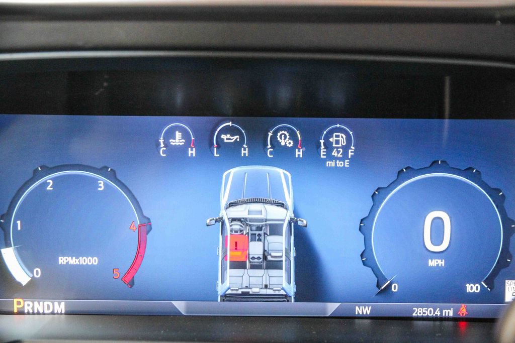 Certified 2026 Ford F450 Platinum w/ FX4 Off-Road Package AWD/4WD image 24