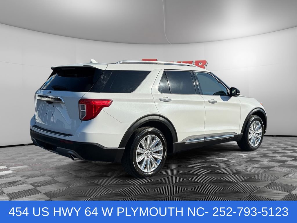 Certified 2022 Ford Explorer Limited w/ Equipment Group 301A RWD image 5