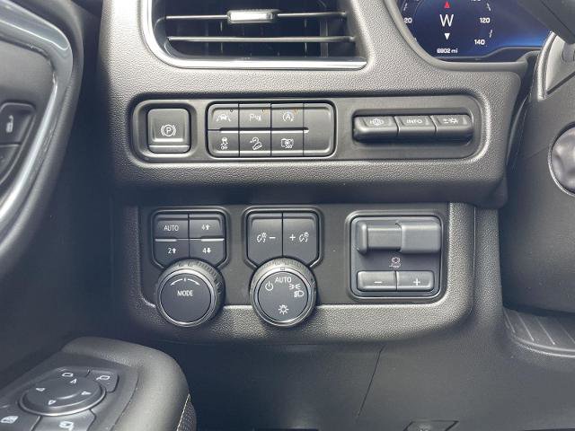 Used 2024 Chevrolet Tahoe Premier w/ Premium Package AWD/4WD image 16