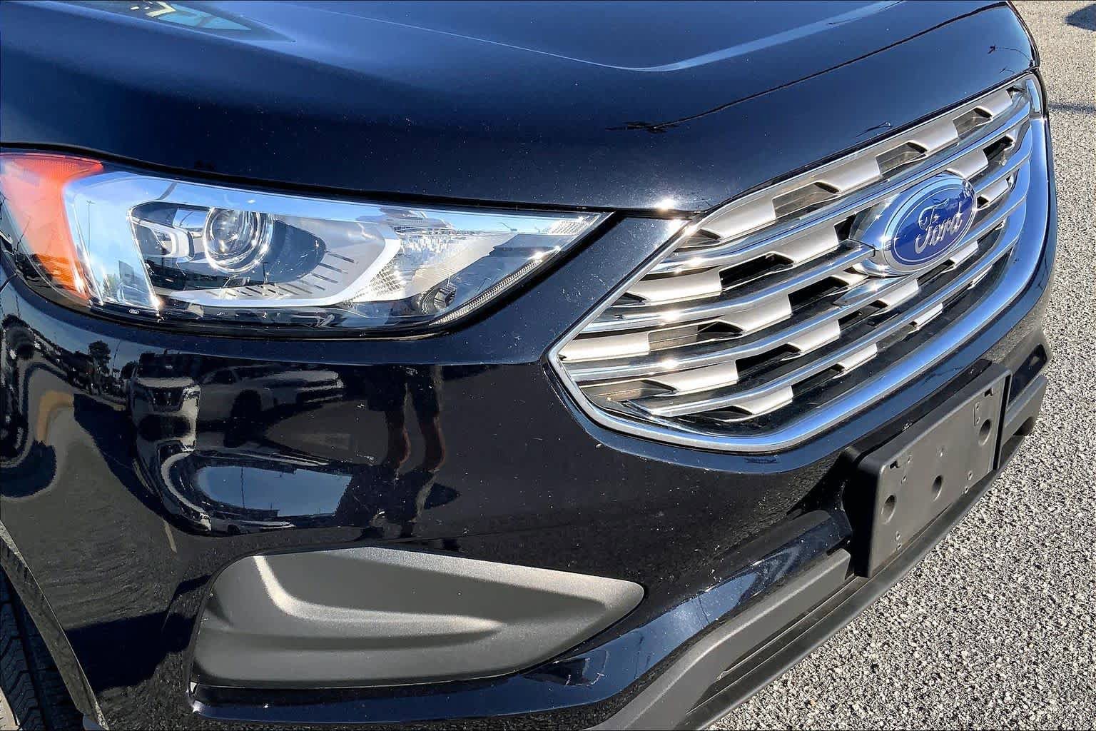 Certified 2019 Ford Edge SE FWD image 29