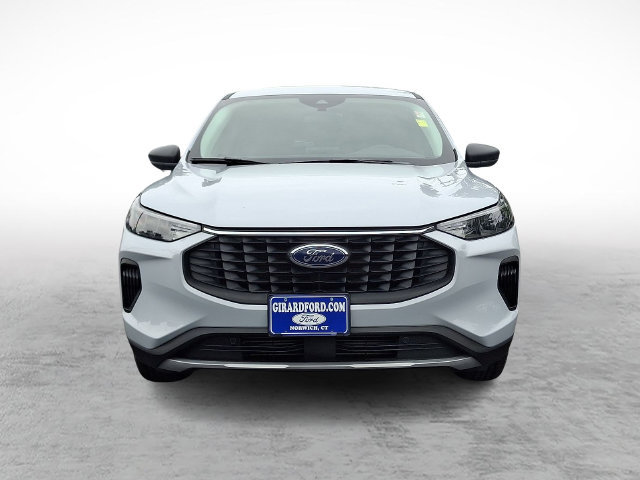 Certified 2025 Ford Escape Active AWD/4WD image 2