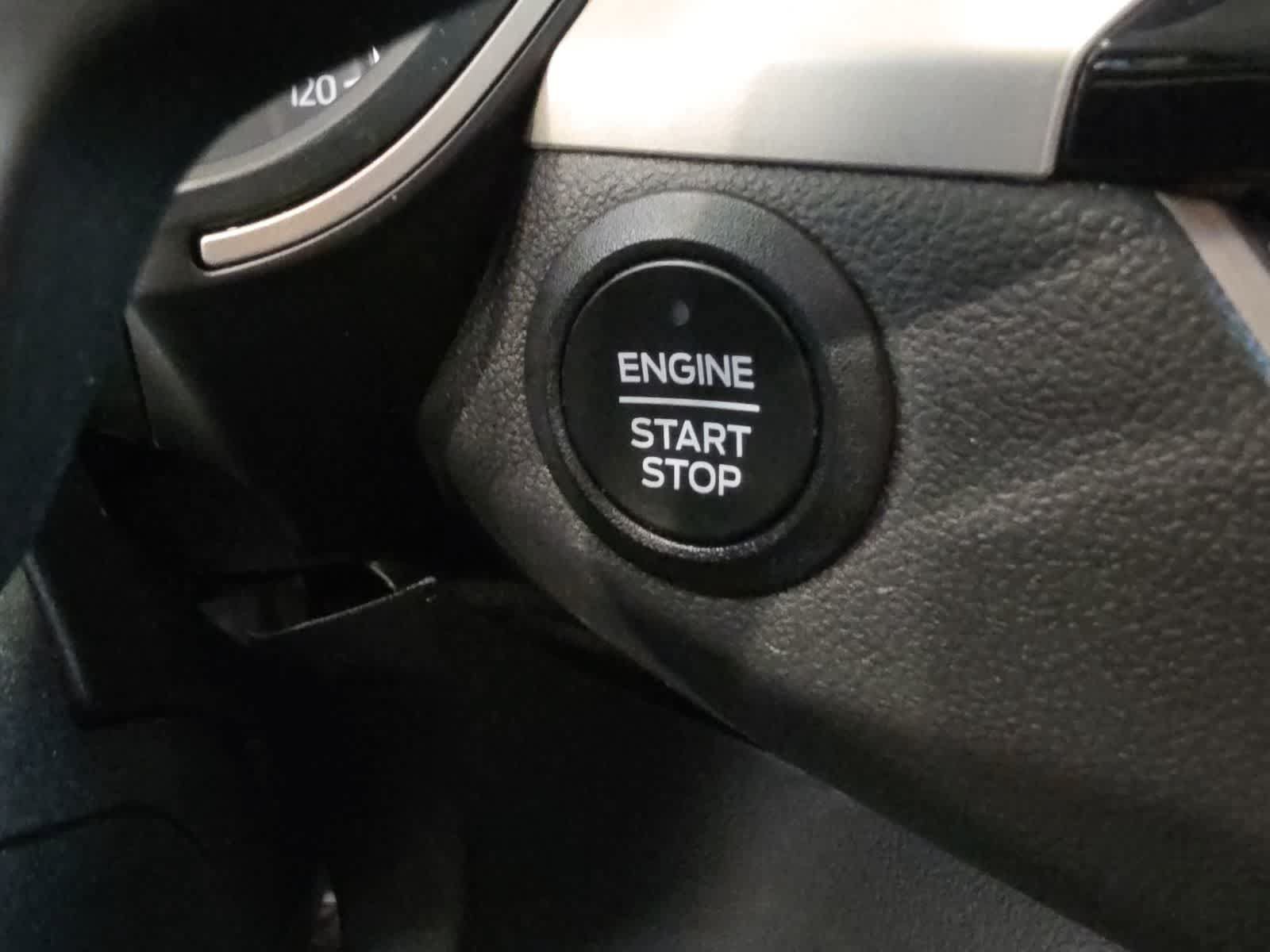 Certified 2022 Ford Escape SEL AWD/4WD image 25
