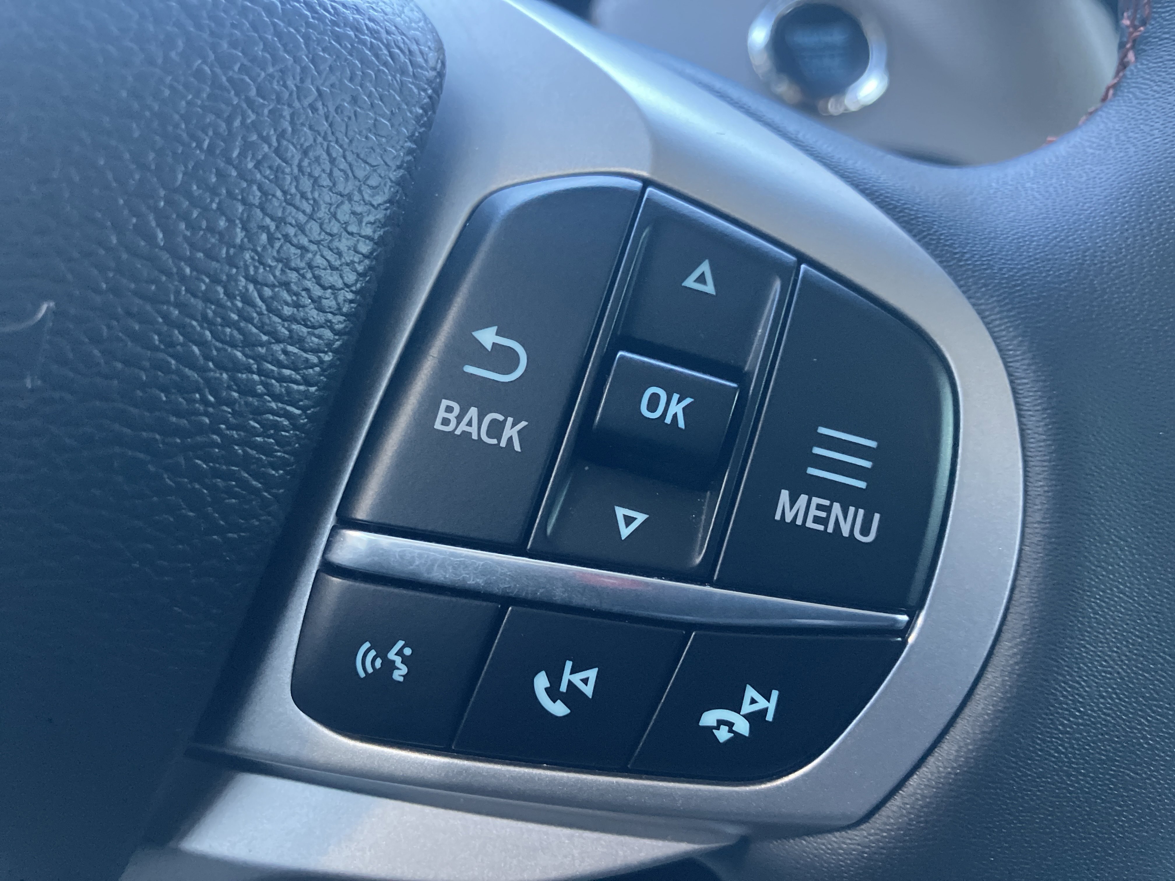 Certified 2025 Ford Explorer Active image 26