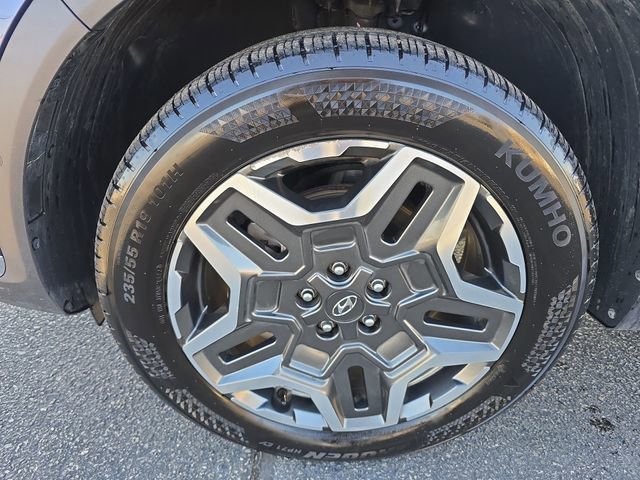 Used 2023 Hyundai Santa Fe Limited image 11