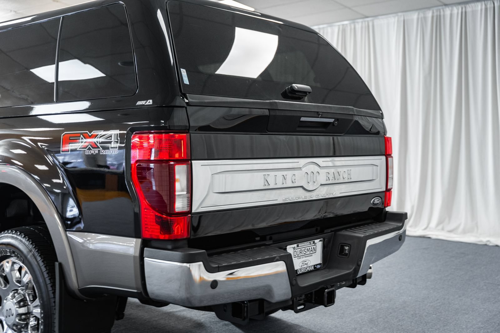 Certified 2022 Ford F250 King Ranch w/ Chrome Package AWD/4WD image 5