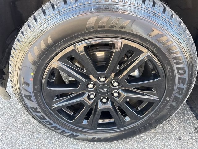 Certified 2025 Ford F150 Platinum AWD/4WD image 11