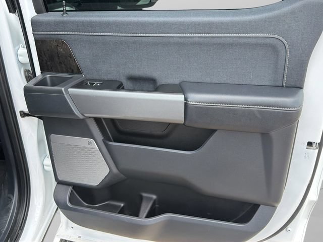 Certified 2025 Ford F350 Lariat AWD/4WD image 13