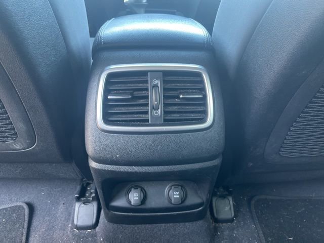 Used 2016 Kia Sorento LX image 15