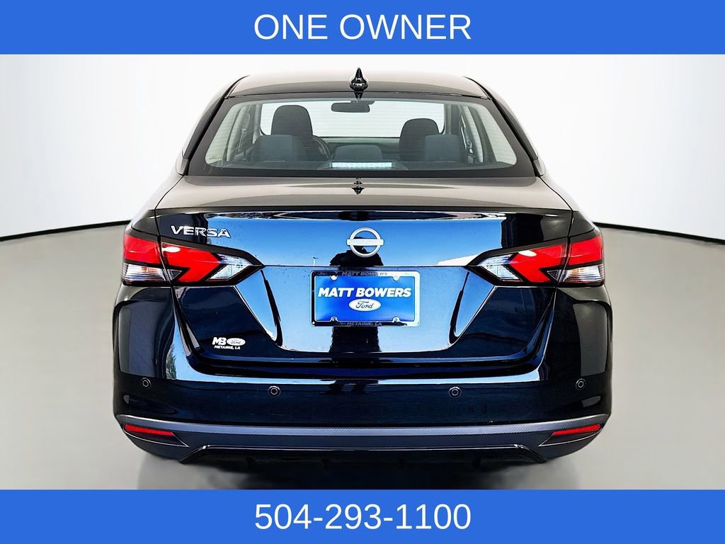 Used 2025 Nissan Versa SV image 4