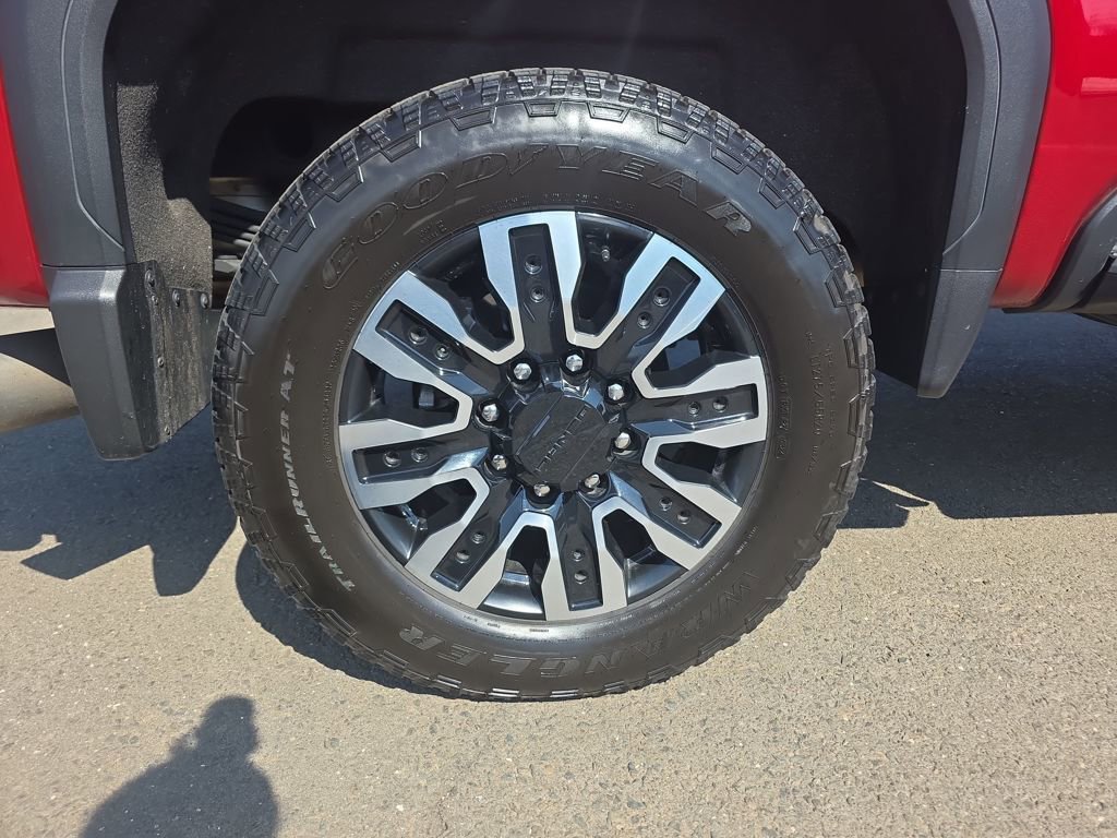 Used 2024 GMC Sierra 2500 Denali w/ Denali Reserve Package image 12