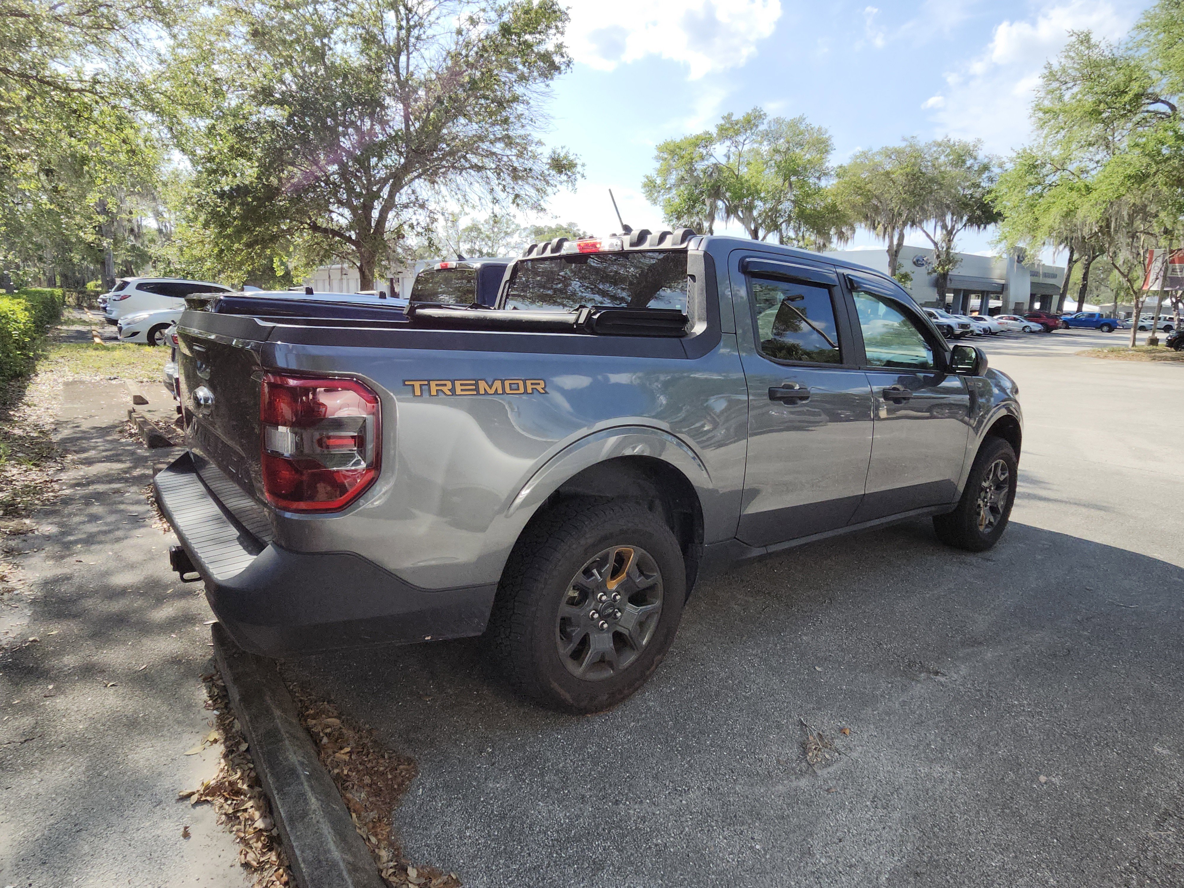 Certified 2024 Ford Maverick Tremor w/ Tremor Off-Road Package AWD/4WD image 4
