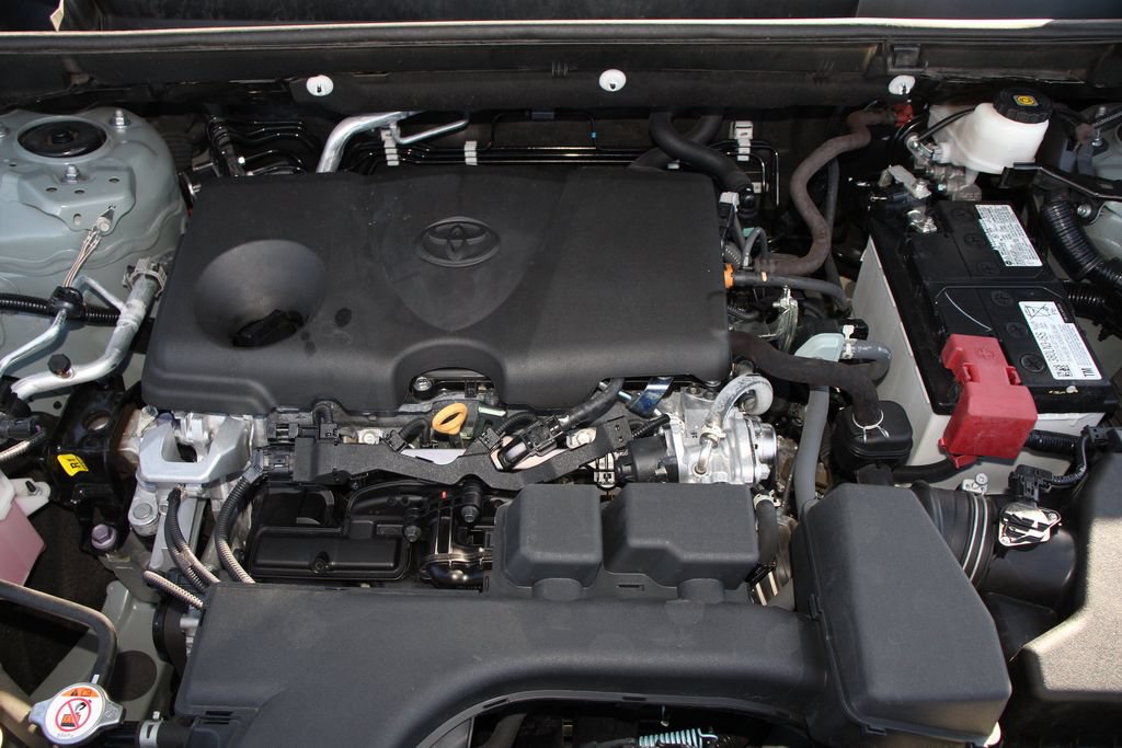 Used 2023 Toyota RAV4 XLE AWD/4WD image 29