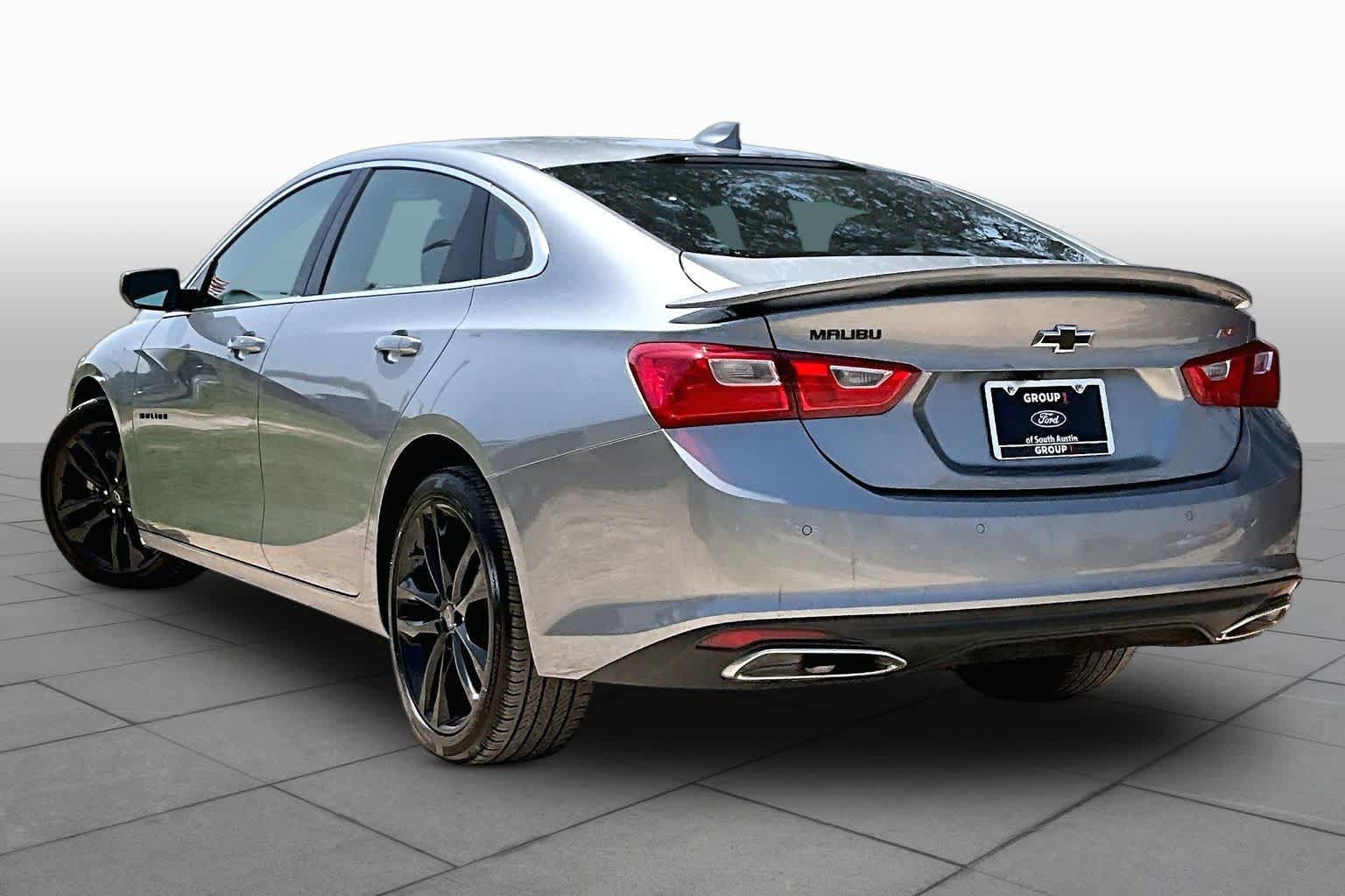 Used 2025 Chevrolet Malibu RS FWD image 6