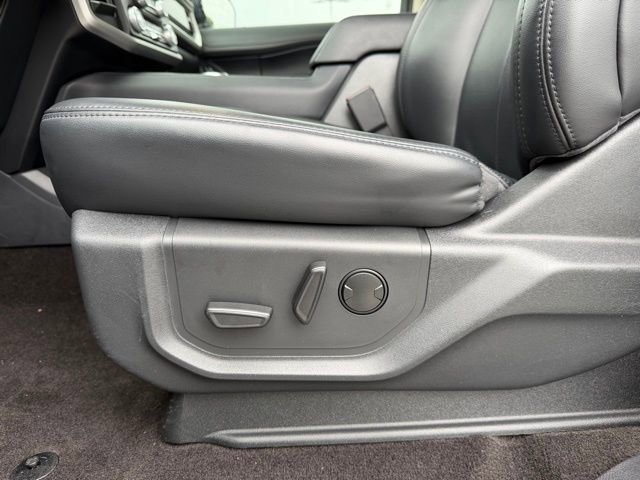 Certified 2023 Ford Expedition XLT RWD image 9