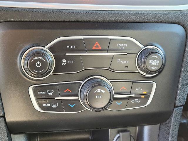 Used 2022 Dodge Charger SXT w/ Leather Interior Group RWD image 21
