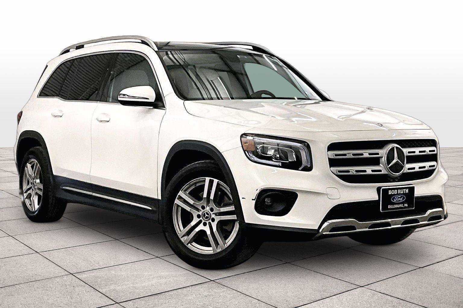 Used 2021 Mercedes-Benz GLB 250 4MATIC image 2