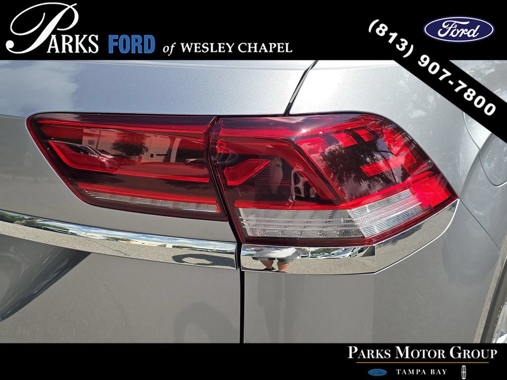 Used 2020 Volkswagen Atlas Cross Sport SE w/ Towing Package AWD/4WD image 7