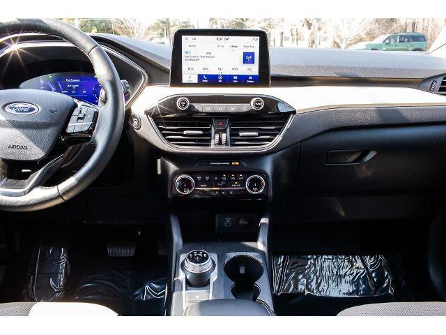 Certified 2022 Ford Escape Titanium w/ Titanium Elite Package image 13
