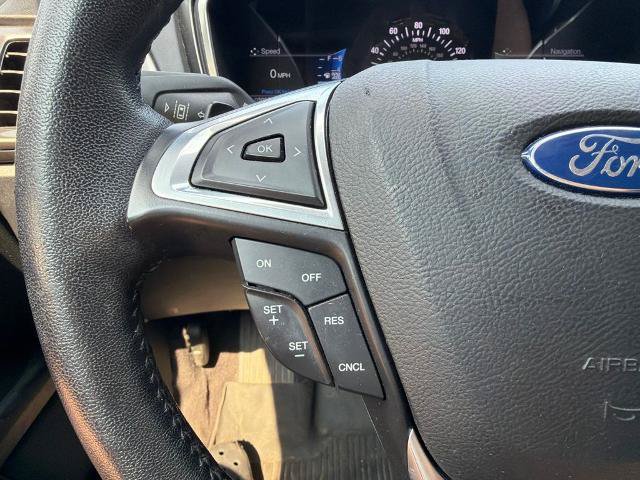Certified 2017 Ford Fusion SE w/ Fusion SE Technology Package FWD image 10