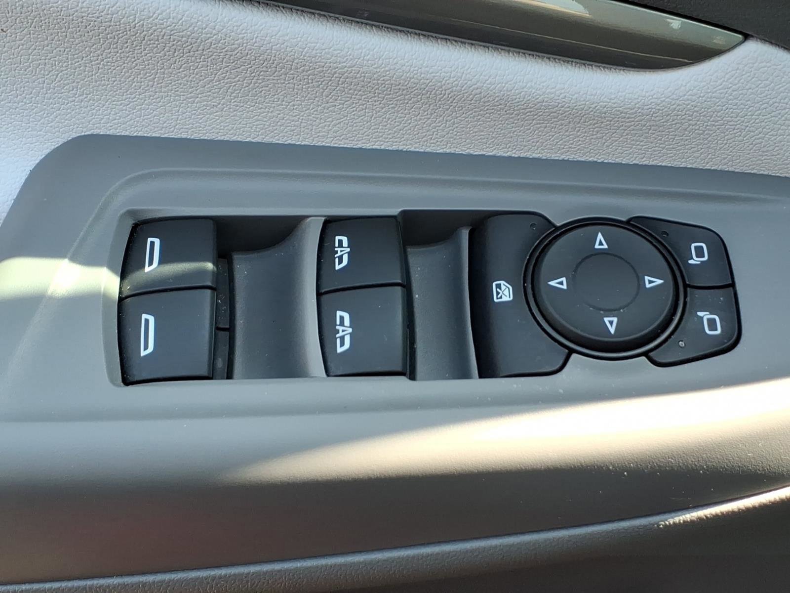 Used 2022 Chevrolet Bolt EUV Premier w/ Launch Edition image 22