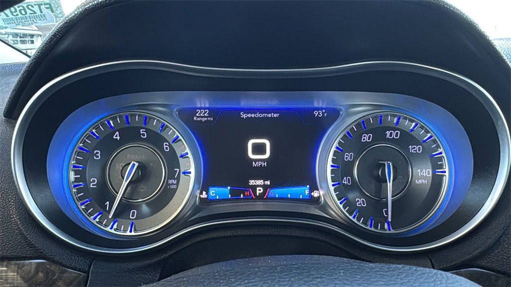 Used 2018 Chrysler 300 Limited w/ Safetytec Plus Group image 13