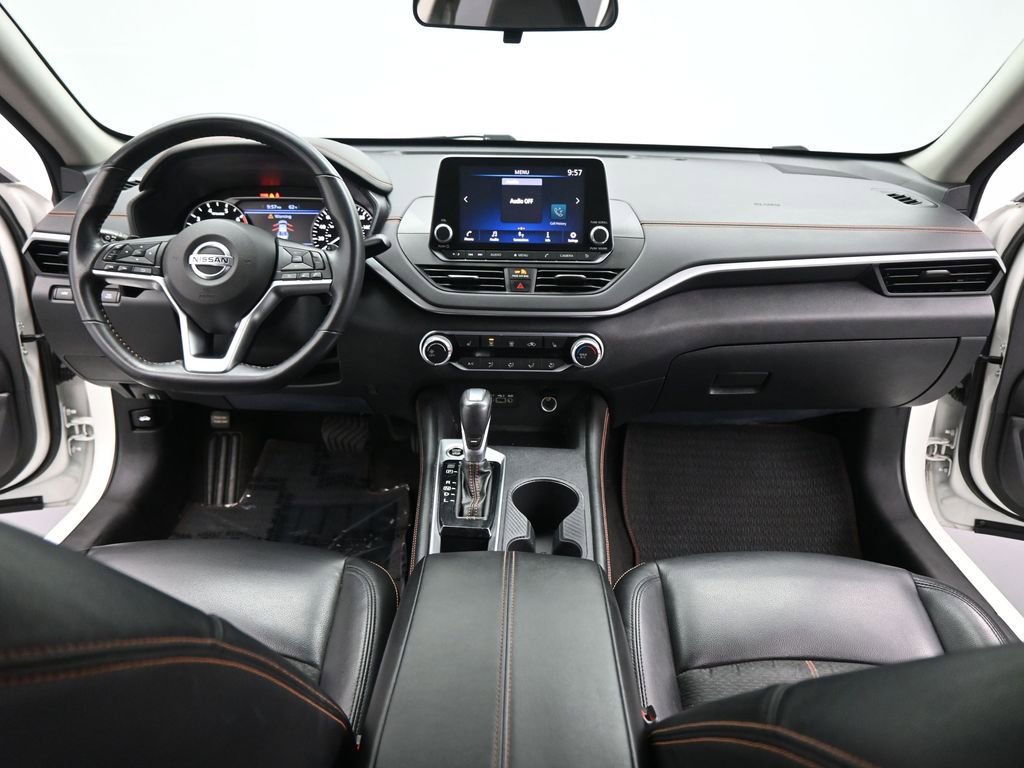 Used 2022 Nissan Altima 2.0 SR image 19