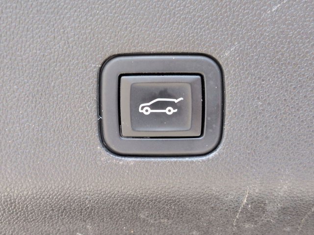 Used 2023 Chevrolet Suburban LT AWD/4WD image 14