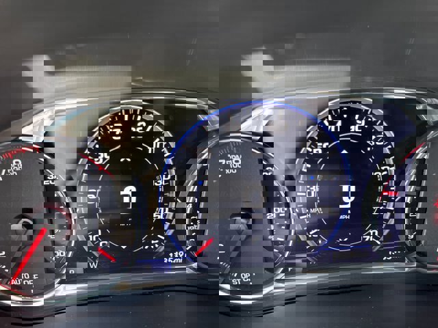 Used 2023 Chevrolet Traverse High Country image 24