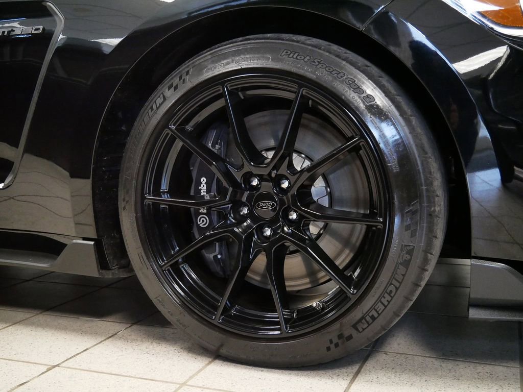 Certified 2020 Ford Mustang Shelby GT350 w/ Technology Package RWD image 7