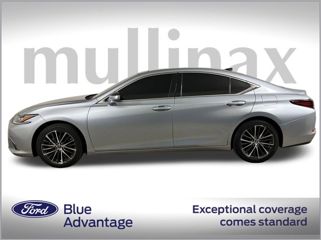 Used 2024 Lexus ES 350 w/ Premium Package image 9