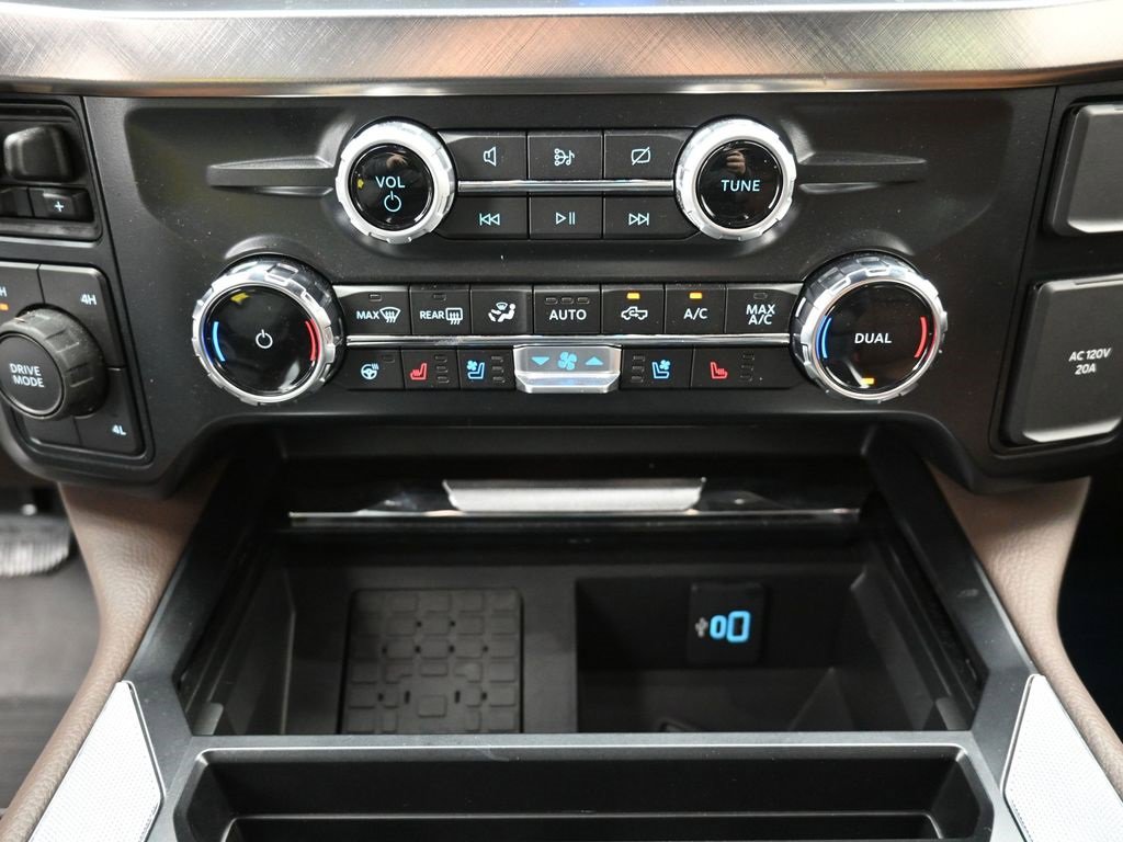 Certified 2024 Ford F450 King Ranch w/ FX4 Off-Road Package image 9