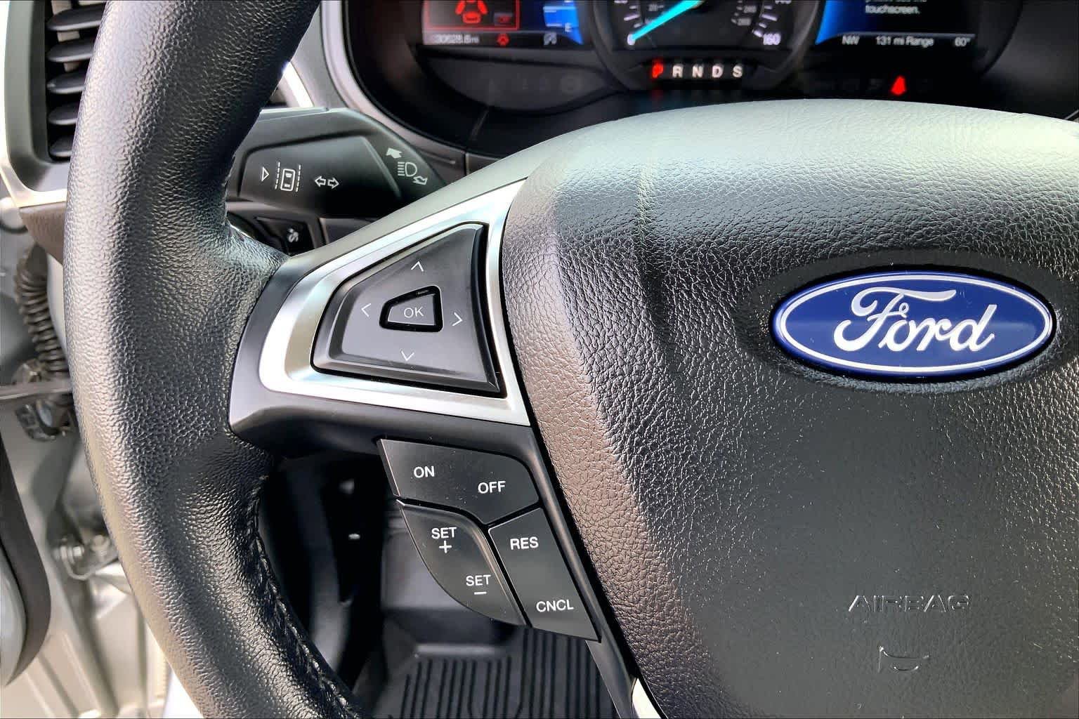 Certified 2023 Ford Edge Titanium AWD/4WD image 21
