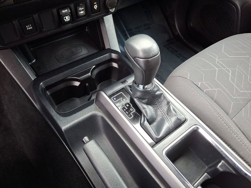 Used 2019 Toyota Tacoma TRD Off-Road image 14