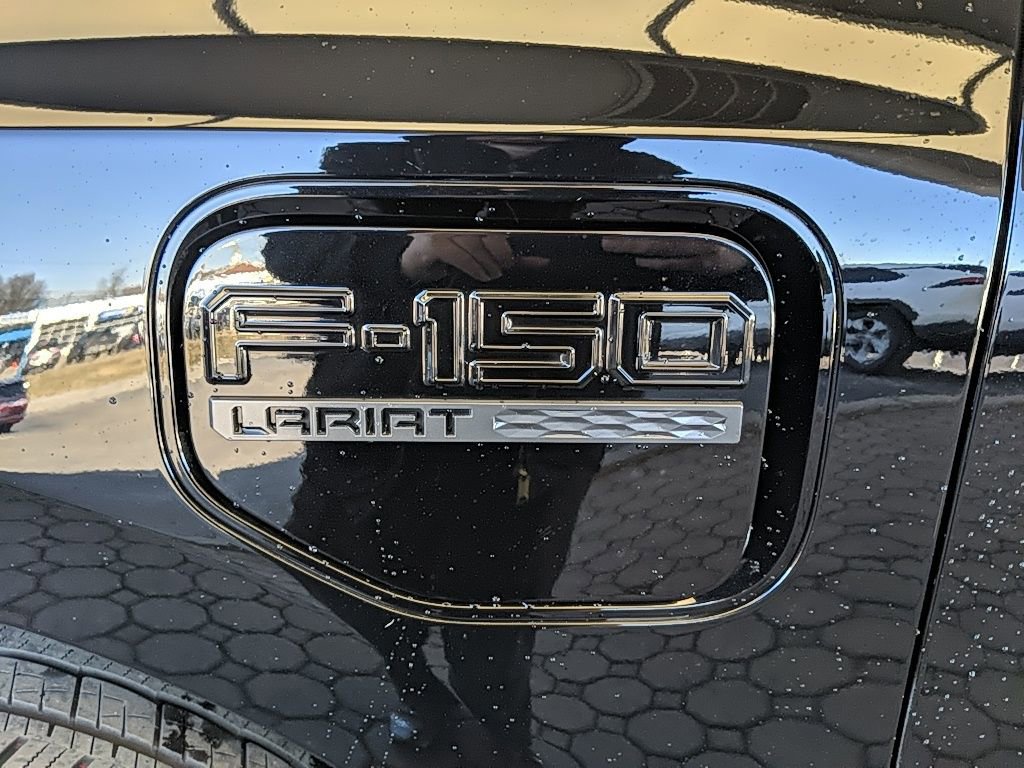 Certified 2022 Ford F150 Lightning Lariat image 11