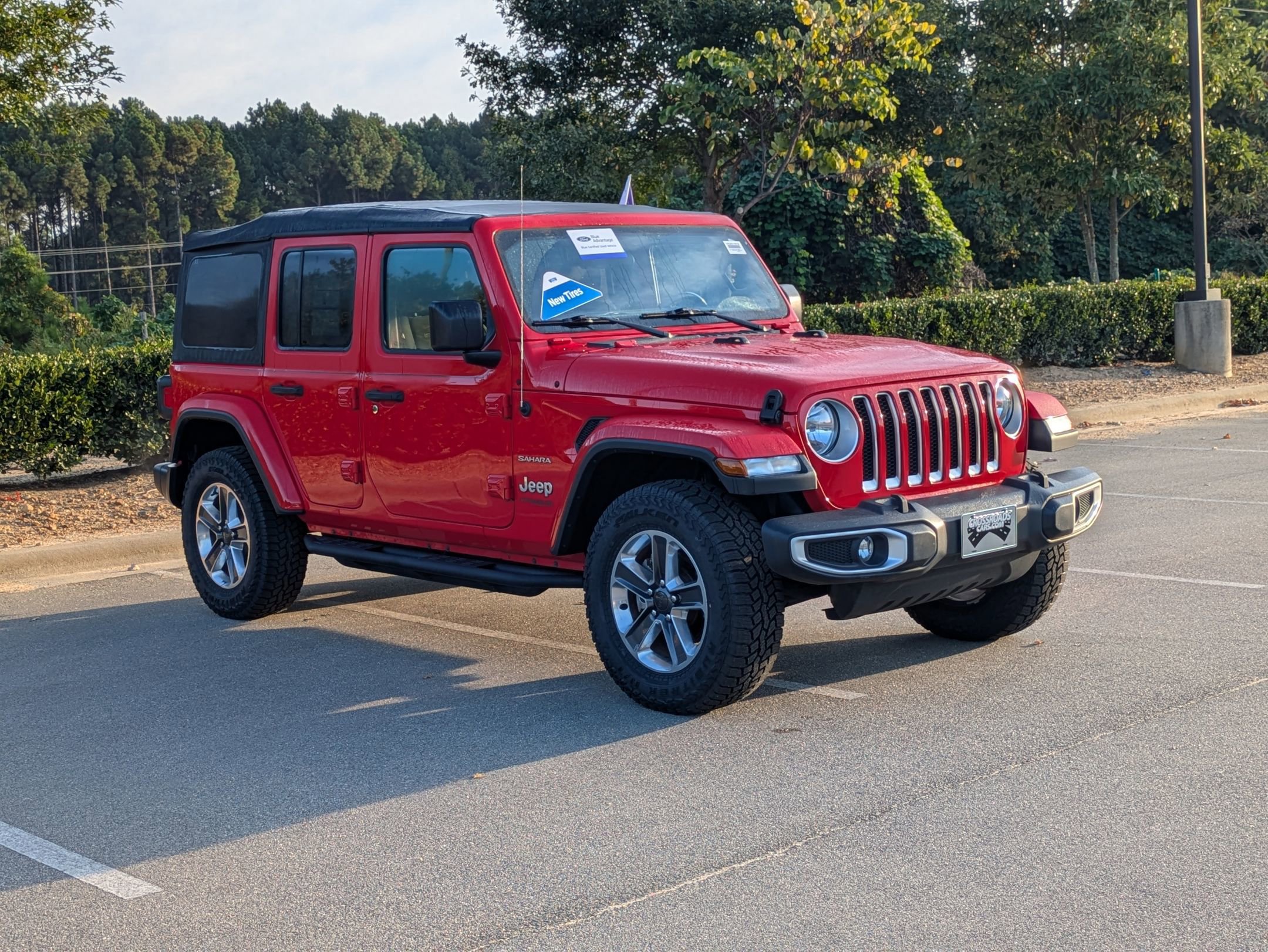 Used 2020 Jeep Wrangler Unlimited Sahara image 8