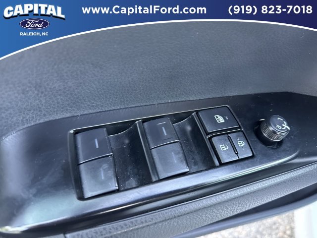 Used 2025 Toyota Camry LE FWD image 21