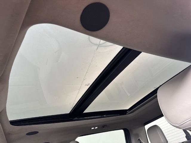 Certified 2025 Ford F350 Platinum w/ Platinum Plus Package image 11