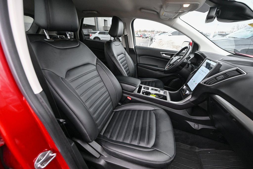 Certified 2024 Ford Edge SEL w/ Convenience Package image 29