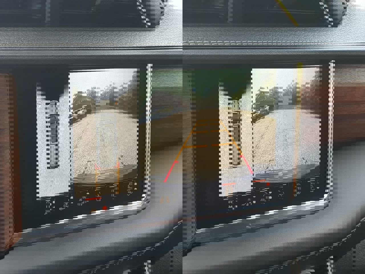 Used 2023 GMC Yukon XL Denali Ultimate image 19