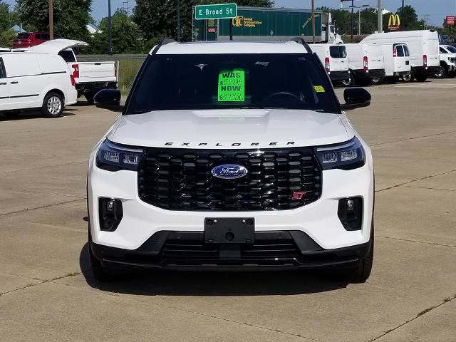 Certified 2025 Ford Explorer ST AWD/4WD image 8