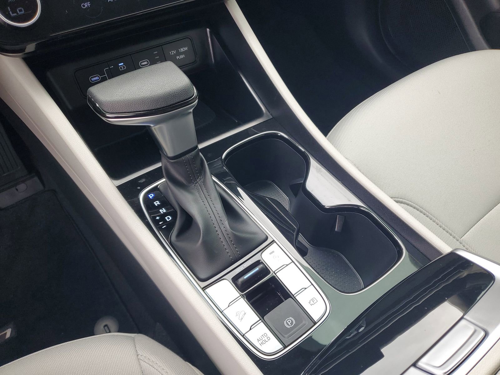 Used 2025 Hyundai Tucson SEL image 27