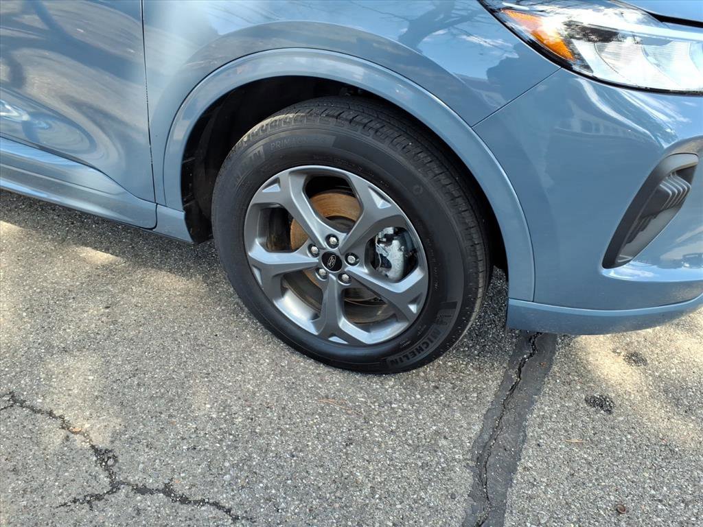 Certified 2024 Ford Escape ST-Line w/ Tech Pack #1 image 8